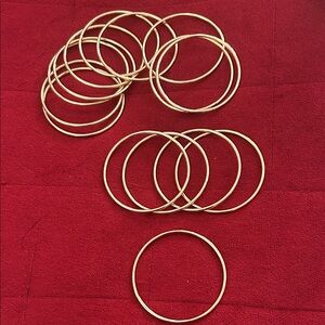 15 Elegant Gold Bangles